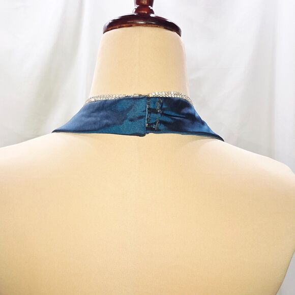 Mori Lee Iridescent Teal Halter Ballgown | Prom Perfection | Size 4 - Picture 15 of 16